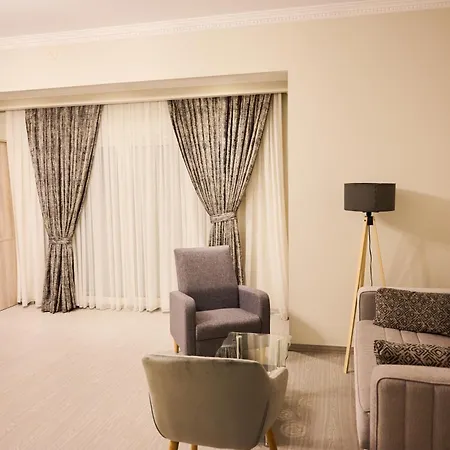 Famissi 5 Aparthotel Kalambaka